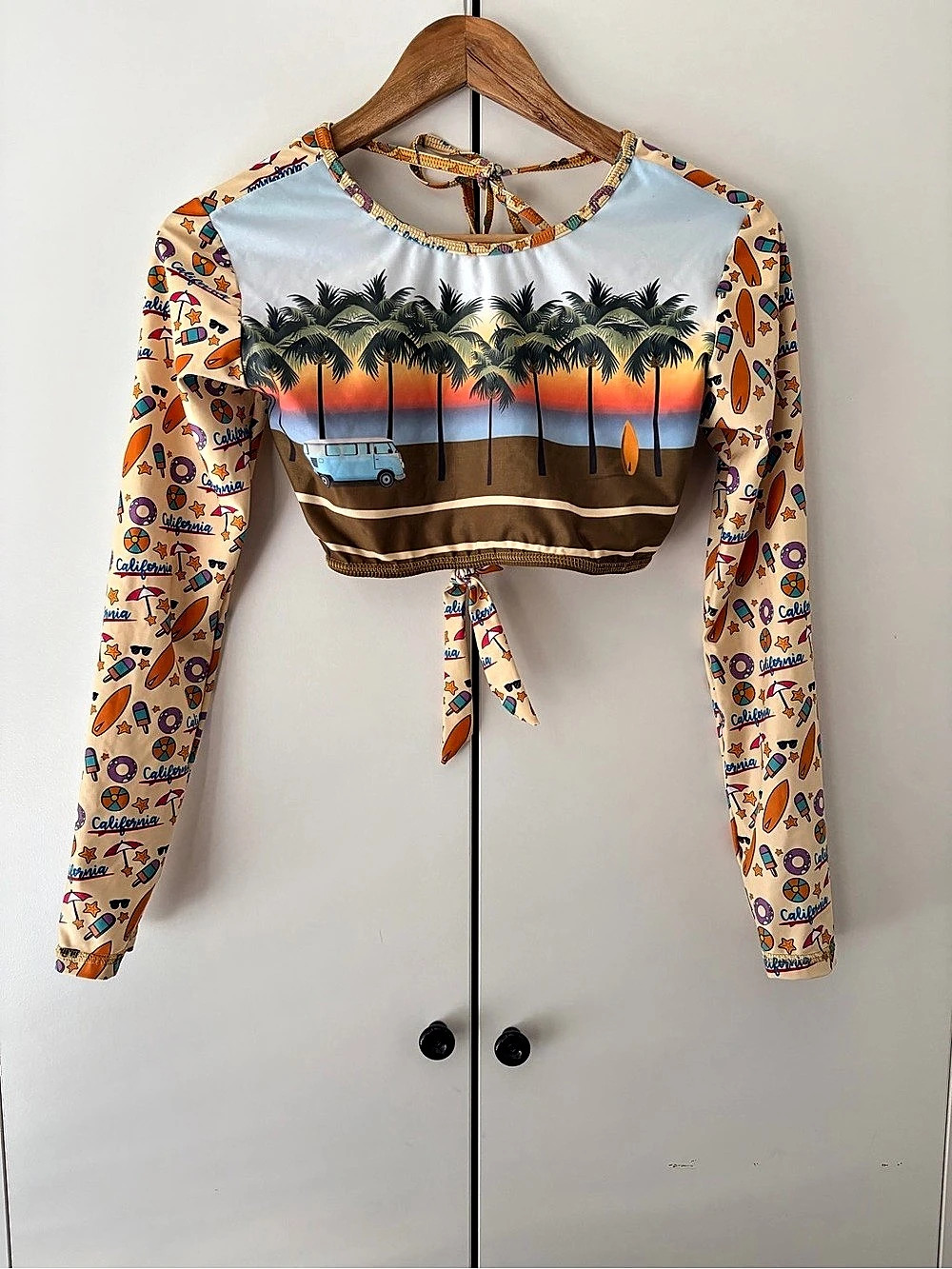 MADI Jordan Printed Long Sleeve Crop Top Size Large